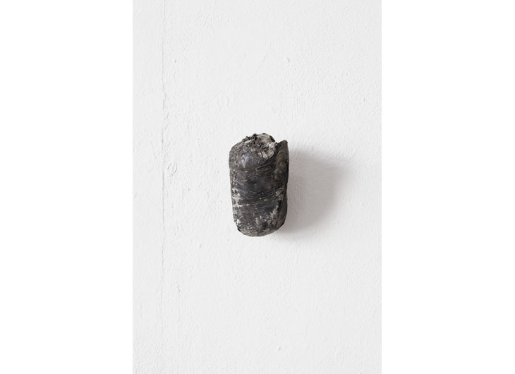 »Kopf«, Kunststoff, Beton, 15 x 9 x 8 cm, 2013